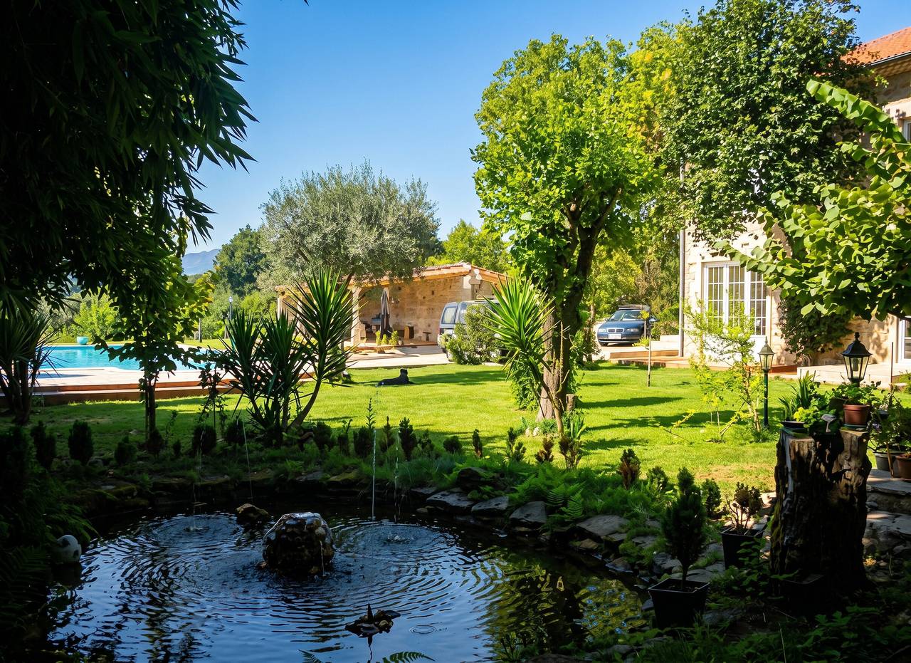 Encantadora villa com vista para a montanha em Pedraça, piscina in Pedraça, Distrito de Braga