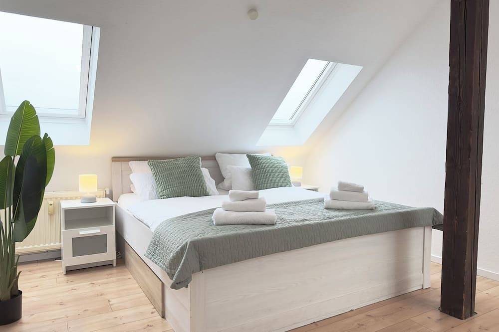 Ganze Wohnung, Sehr großes Maisonette Apartment in Bestlage in Weststadt (Heidelberg), Heidelberg