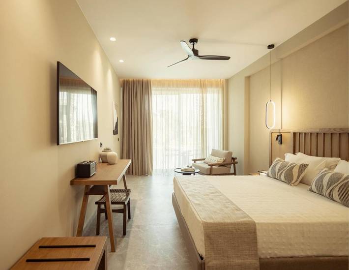 Hôtel pour 2 personnes, avec sauna ainsi que jardin et piscine dans Portes - 3