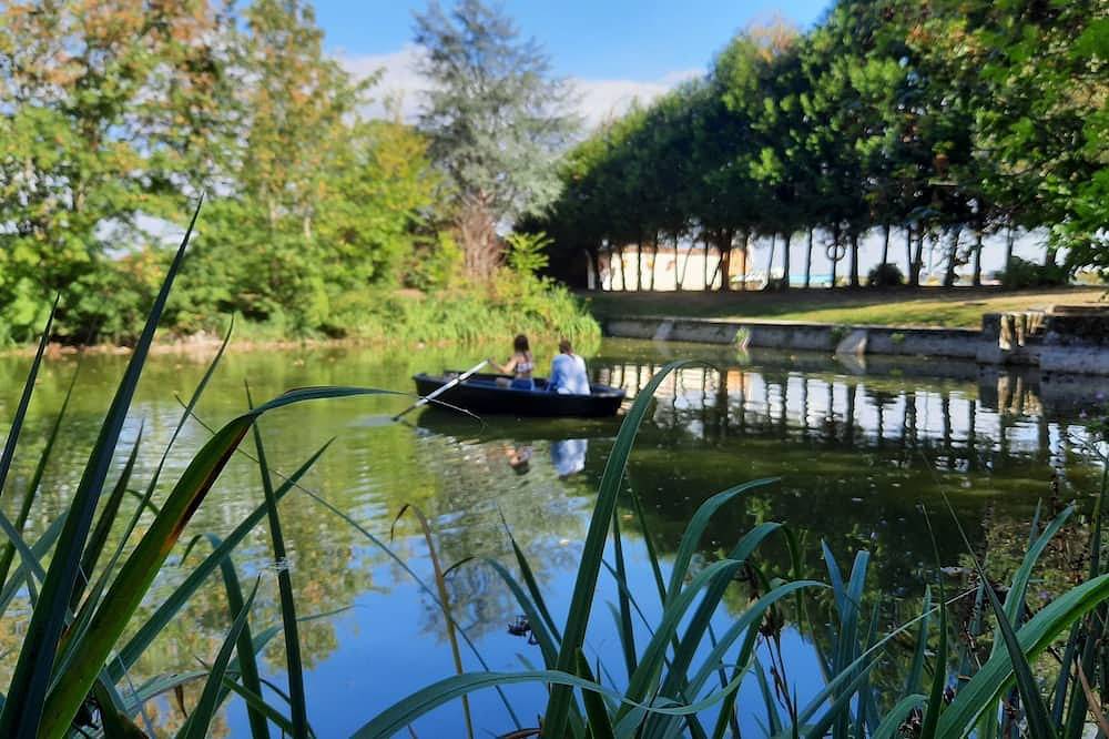 Ferienhaus für 10 p max / Privater Pool / Teich / Ideale Lage / Paris weniger 1 Stunde in La Chapelle-Rablais, Seine-et-Marne