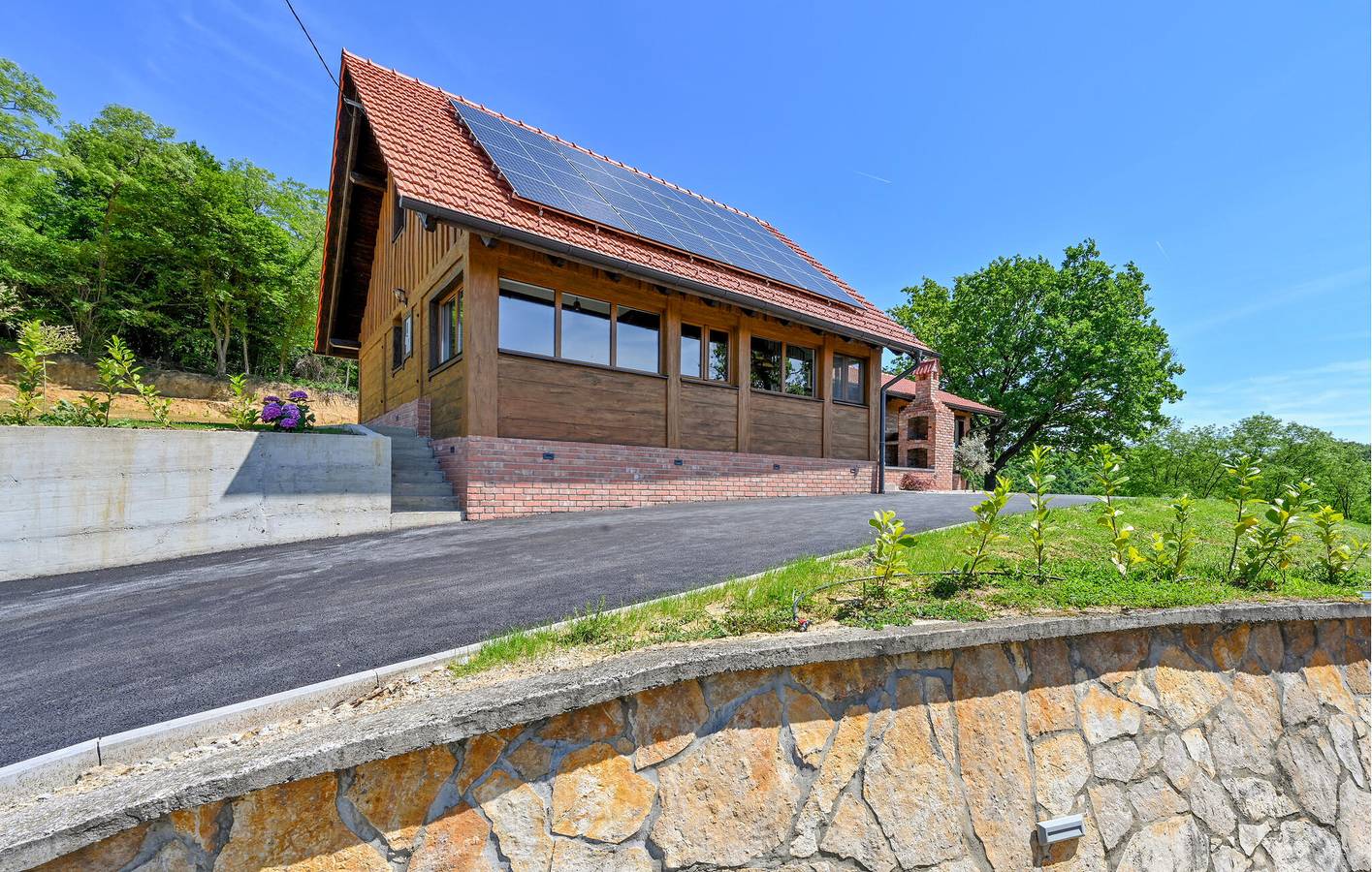 Gemütliche 128 m² große Wohnung mit Pool, WLAN und Parkplatz in Krapina-Zagorje