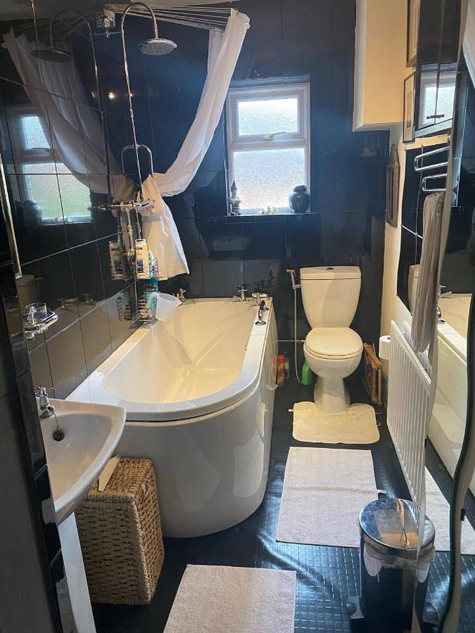 Deluxe Double Room in Glastonbury, Somerset