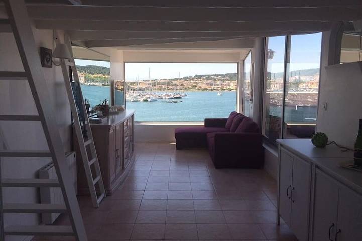 Appartement entier, Cap d'Agde Penthouse 50 m² with large terrace and sea view in Cap d'Agde, Agde