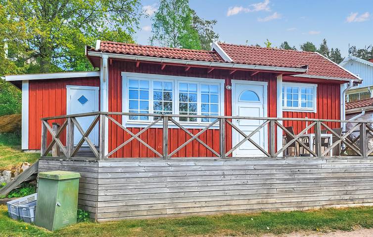 Ferienhaus für 6 Personen, mit Terrasse und Sauna sowie Seeblick am Bunn - 2