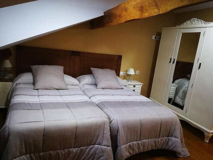 Apartamento para 7 personas, con vistas y terraza en Piloña