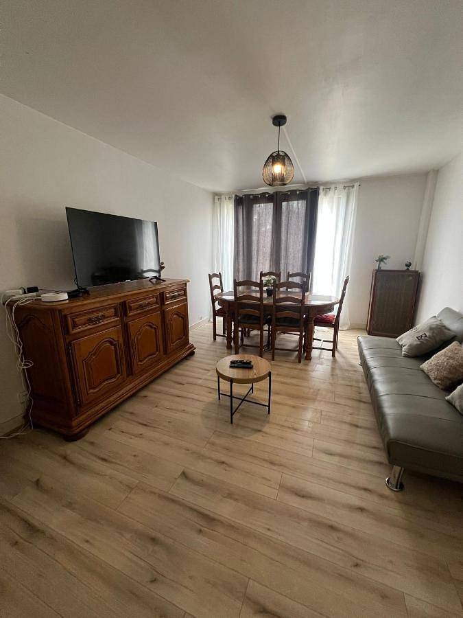 Location de vacances pour 7 personnes à Sarcelles
