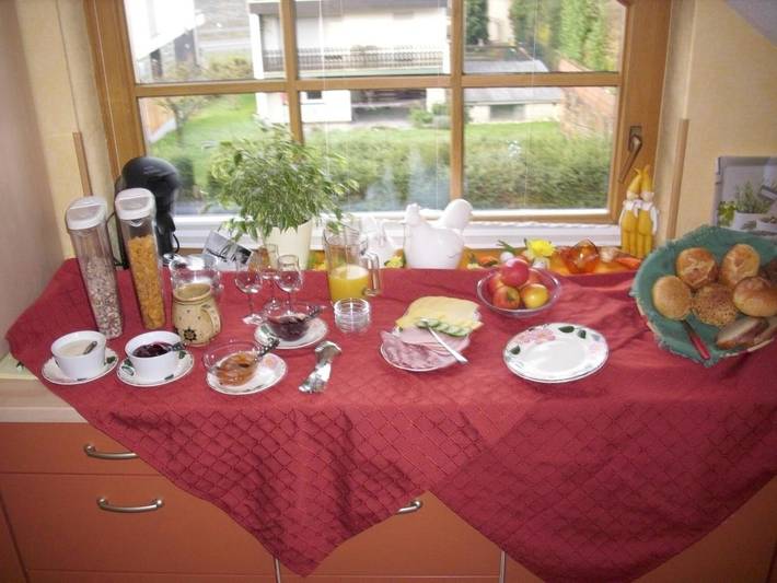 Ferienwohnung für 2 Personen, mit Terrasse und Garten sowie Ausblick in Zeltingen-Rachtig - 2