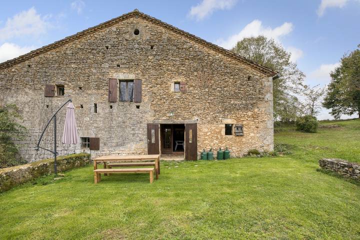Maison de vacances pour 14 personnes, avec terrasse, animaux acceptés