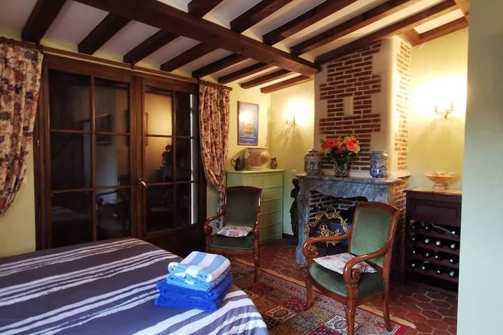Chambre d’hôte pour 4 personnes, avec jardin à Courtonne-la-Meurdrac - 2