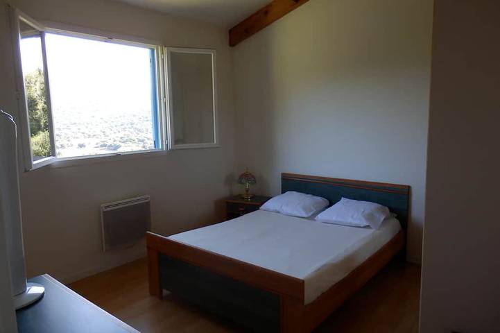 Location de vacances pour 4 personnes, avec jardin et terrasse à Alata - 3