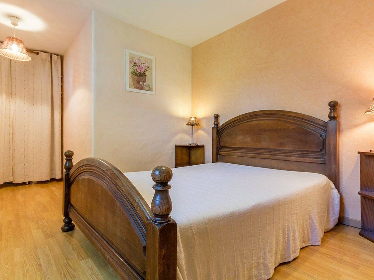 Gîte confortable avec jardin et piscine commune in Port-Saint-Père, Région de Nantes