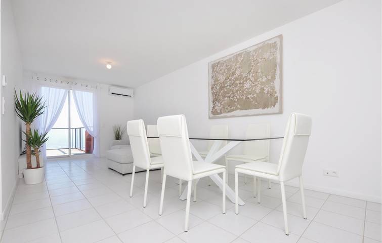 Ganze Ferienwohnung, Gemütliche 70m² Wohnung mit Pool & Terrasse, Nähe Plage Larvotto in La Turbie, Mittelmeerküste (Frankreich)