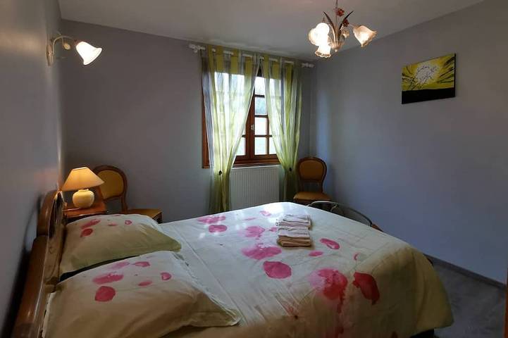 Gîte pour 6 personnes, avec balcon à Saint-Germain-Laprade - 2