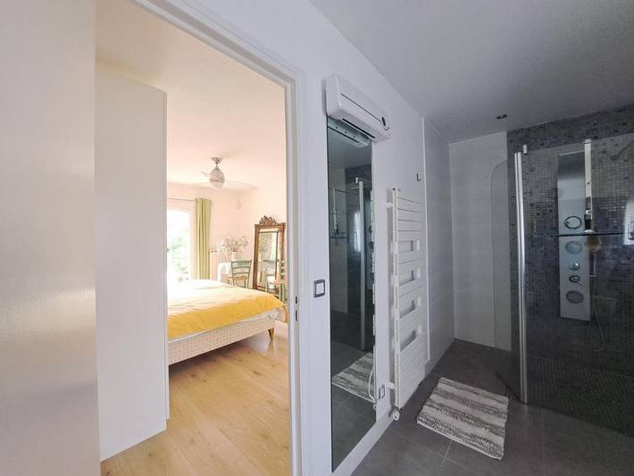 Location de vacances pour 2 personnes, avec vue et jardin à Saint-Pons-de-Mauchiens - 3