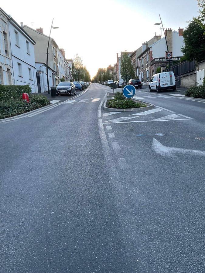 Location de vacances pour 6 personnes, avec terrasse ainsi que vue et jardin à Épernay - 2