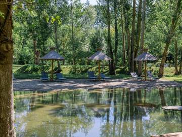 Hôtel pour 2 personnes, avec vue et piscine ainsi que terrasse et jardin, animaux acceptés à Nant