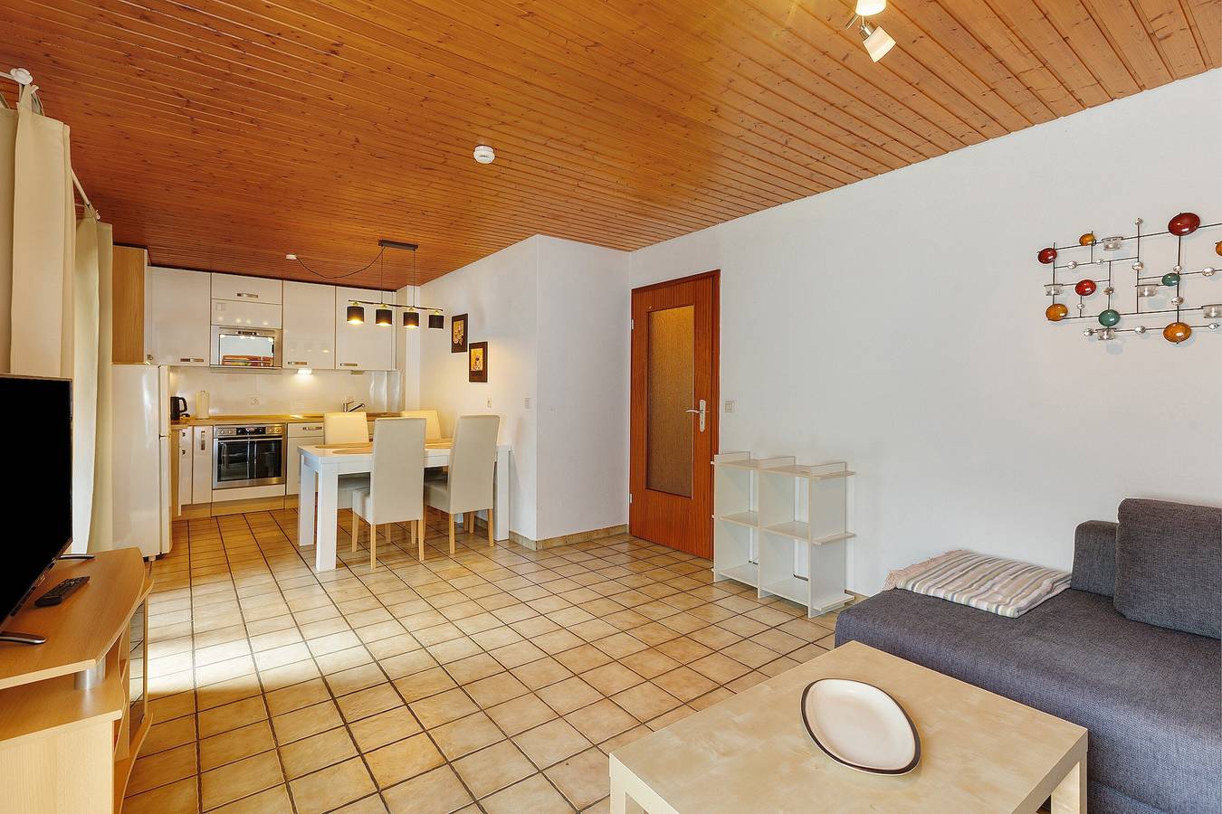 Ganze Wohnung, Apartment 'Heve' mit Gemeinschaftsterrasse, privatem Garten und Wlan in Körbecke, Möhnesee