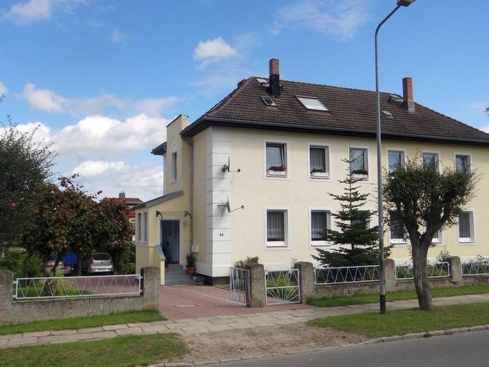 Ferienwohnung für 3 Personen, mit Terrasse und Garten in Bad Doberan