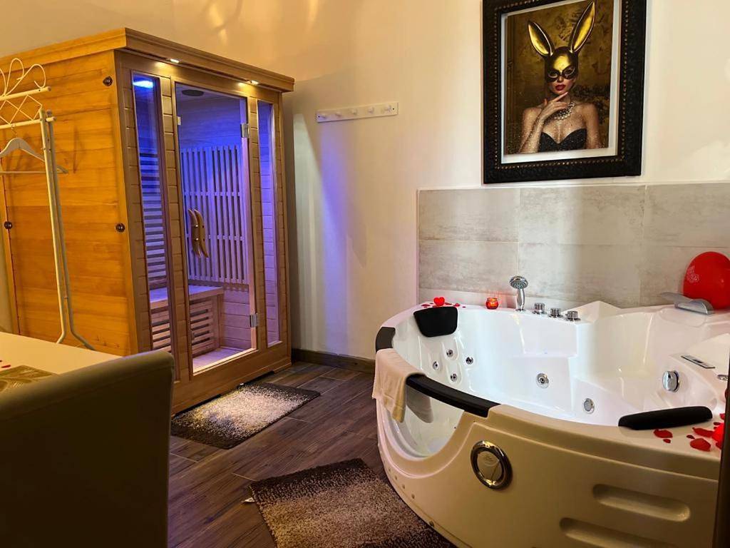 Notte Rosa Suites & Relax in Fornoue, Apennin Parmensan