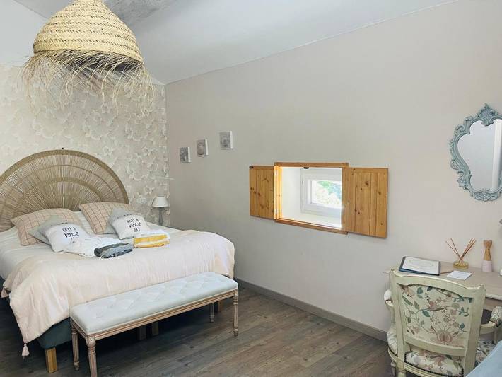 Maison d’hôte pour 2 personnes, avec Jacuzzi et Terrasse ainsi que Jardin et Piscine à Robion - 2