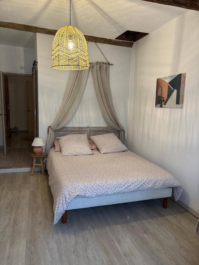 Chambre d’hôte pour 2 personnes, avec Terrasse et Jardin à Luc-sur-Orbieu