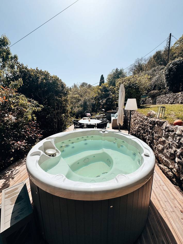 Gîte pour 4 personnes, avec jacuzzi et piscine à Le Bar-sur-Loup - 4