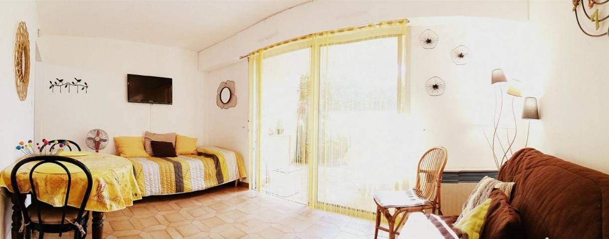 Gîte pour 3 personnes, avec terrasse dans Casino De Cassis - 3