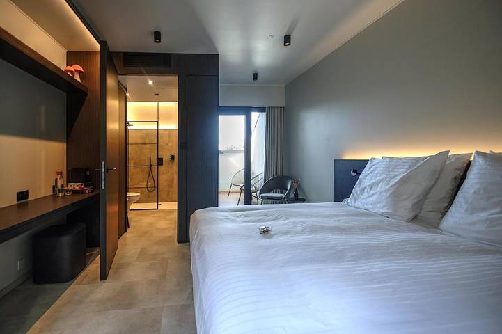 Hotel voor 2 personen, met Terras in Halle (Vlaanderen)