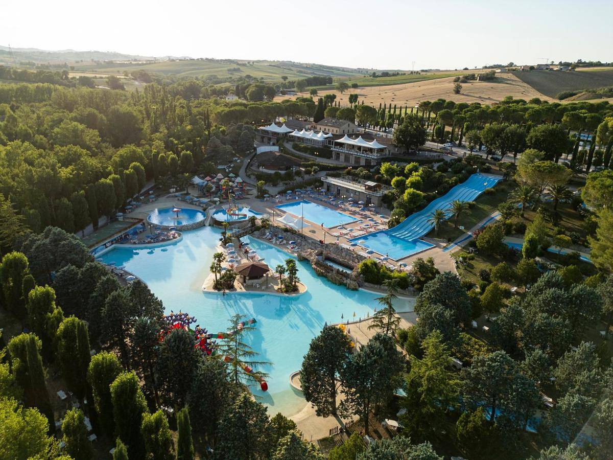 Centro Vacanze Verde Azzurro in Cingoli, Macerata Provinz