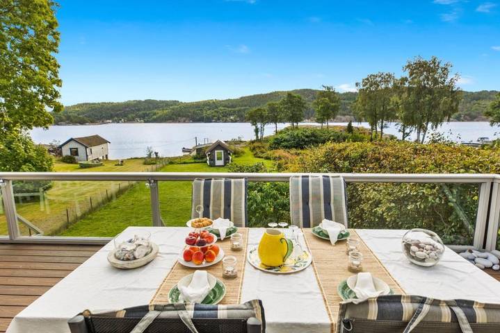 Ferienhaus für 11 Personen, mit Whirlpool und Terrasse sowie Garten und Sauna in Halden - 3