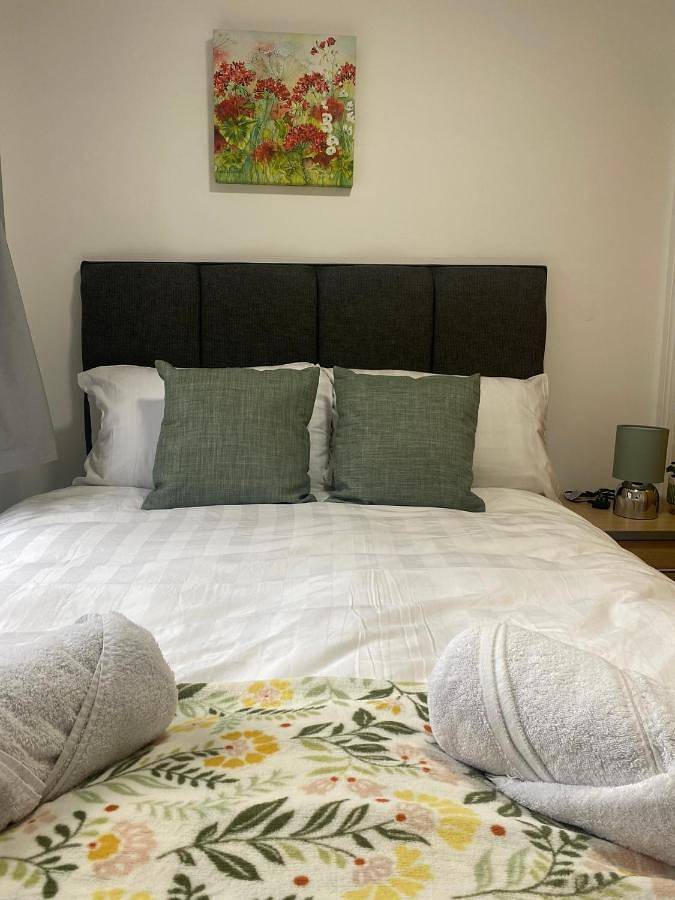 Entire apartment, Two-Bedroom Apartment in Dunfermline, Fife region