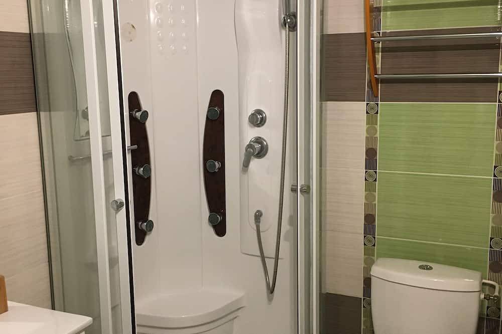 Charming fully-equipped house** in residence with swimming pool in La Franqui, Leucate