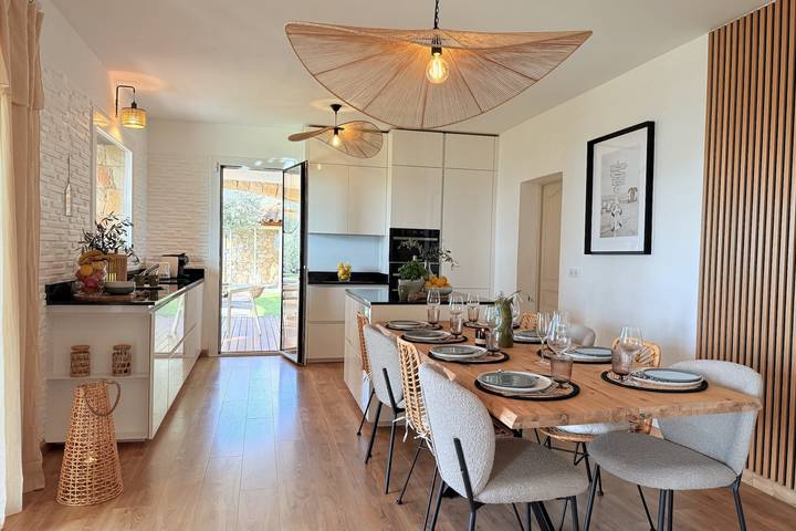 Location de vacances pour 8 personnes, avec jardin ainsi que sauna et piscine à Cabris - 2