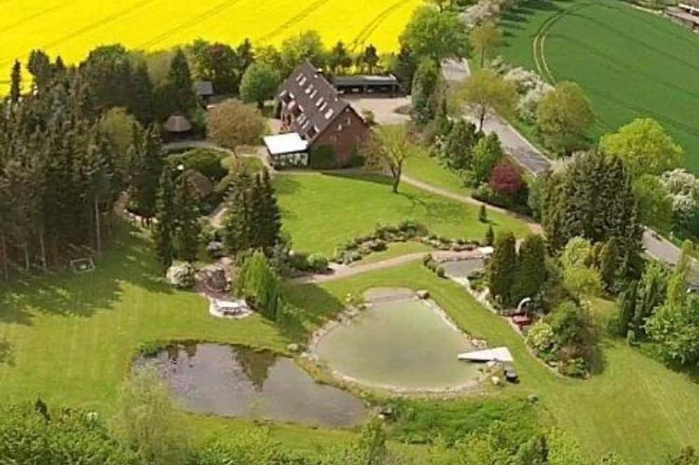Ganze Wohnung, Fewo mit Park - Appartement/Fewo in Horst, Naturpark Lauenburgische Seen