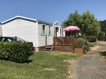 Mobil home pour 6 personnes, avec piscine et terrasse, animaux acceptés à Louannec