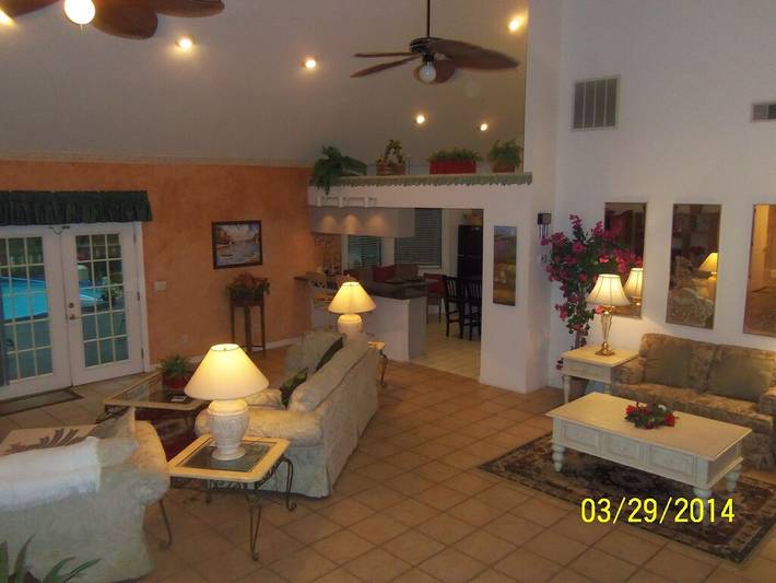 Vacation rental for 8 people, with hot tub and yard, with pets in Citrus County