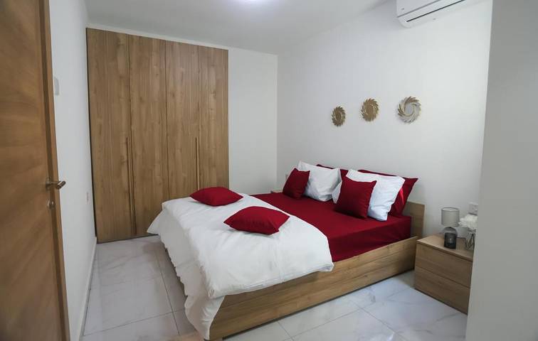 Maison d’hôte pour 2 personnes, avec sauna et terrasse à San Giljan - 4