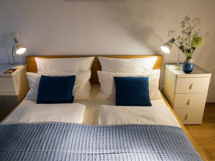 Hotel für 2 Personen, mit Ausblick in Hamburger DOM - 4