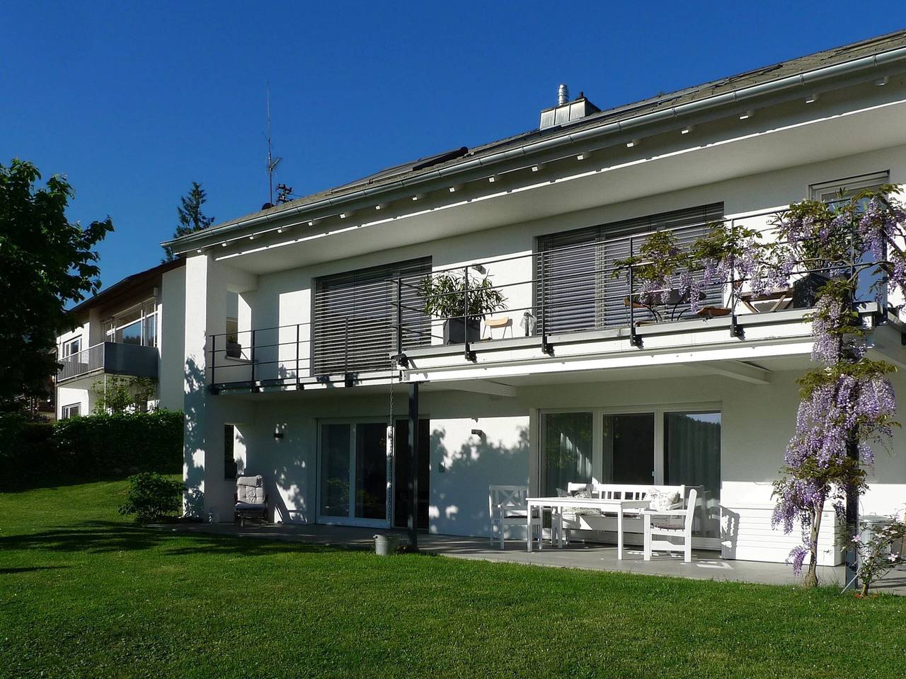 Appartamento intero, Appartamento 'Peterberg 22, 45mq' con vista sulle montagne, terrazza privata e Wi-Fi in Kappel (Freiburg), Friburgo
