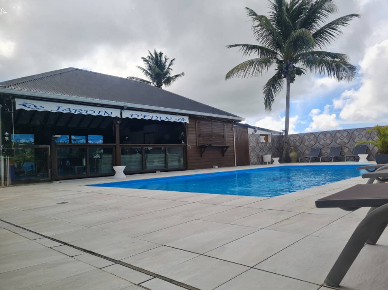 Charming bungalow in Le Moule with pool and garden in Le Moule, Guadeloupe (Caribbean)