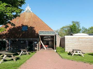 Ferienhaus für 68 Personen, mit Balkon/Terrasse und Terrasse am Ijsselmeer