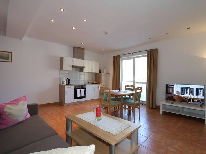 Ferienwohnung für 2 Personen, mit Balkon in Bichlbach - 3