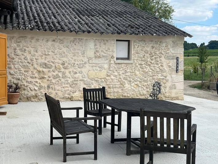 Hôtel pour 2 personnes, avec jardin, animaux acceptés à Saint-Sulpice-et-Cameyrac - 3