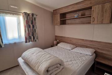 Static Caravan for 6 People in Leysdown, Kent, Photo 1