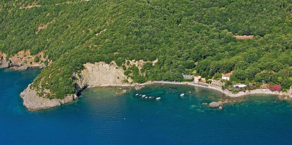 Appartamento per 4 persone, con Terrazza e Giardino nonché Panorama a San Giovanni a Piro