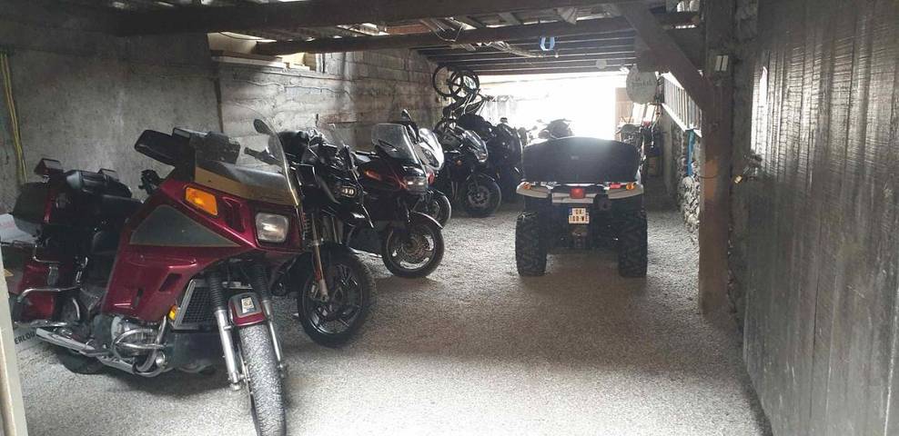 Hôtel pour 2 personnes, avec terrasse et vue dans La Chambre - 4