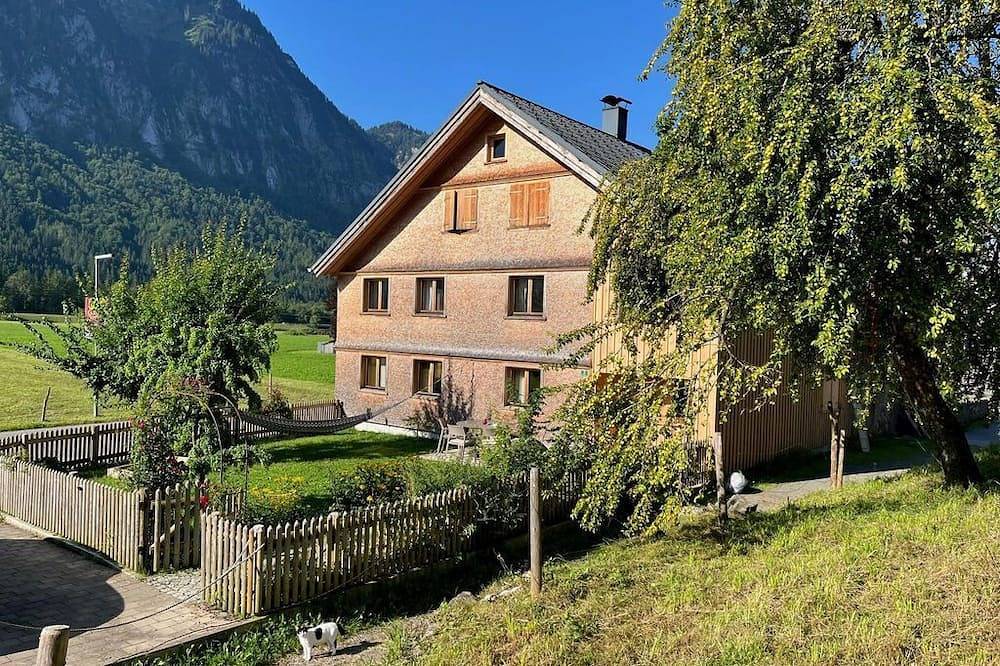 Ganze Wohnung, Carpenters House - Appartement/Fewo, Dusche und Bad, Wc in Schnepfau, Bregenzerwald