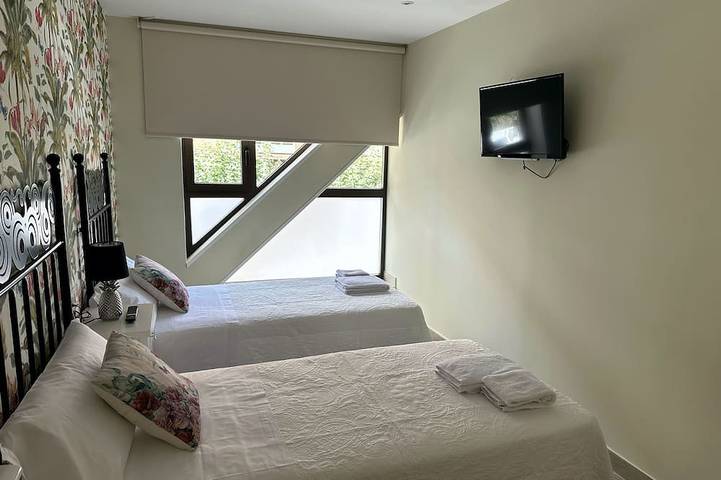 Appartement entier, La Herencia A - Duplex apartment in the old town of Ponferrada.air-conditioned. in Ponferrada, El Bierzo