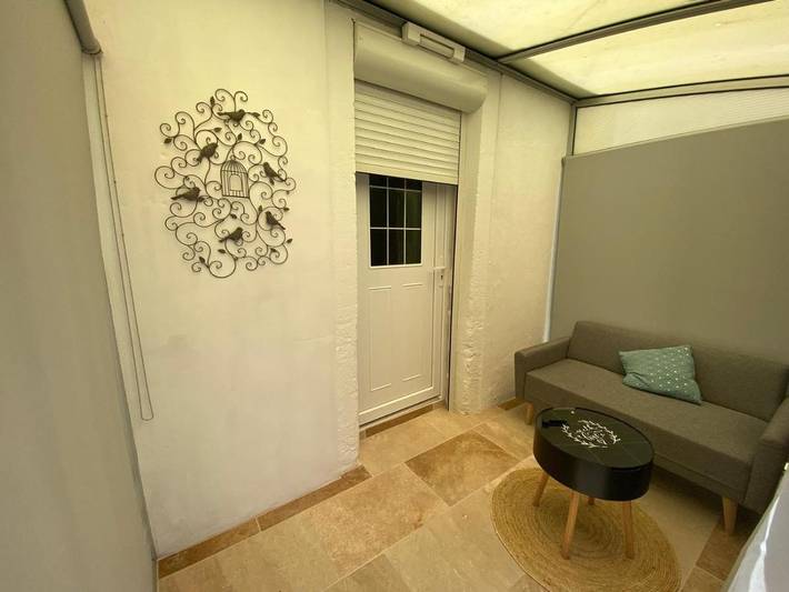 Location de vacances pour 10 personnes, avec jacuzzi et terrasse à Barbezieux-Saint-Hilaire - 2