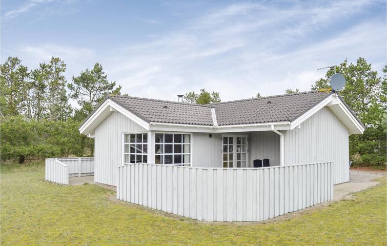 Ferieudlejning for 6 personer, med Terrasse i Lyngså